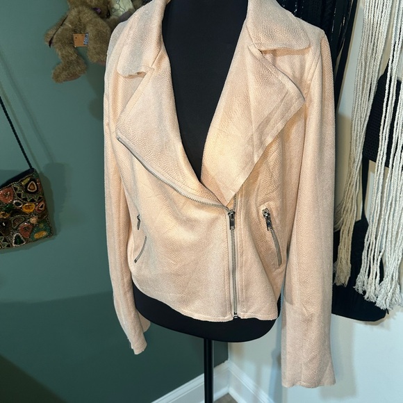 Skies Are Blue Tan Faux Suede Moto Jacket Size Large Draped Zip Front - Picture 5 of 6